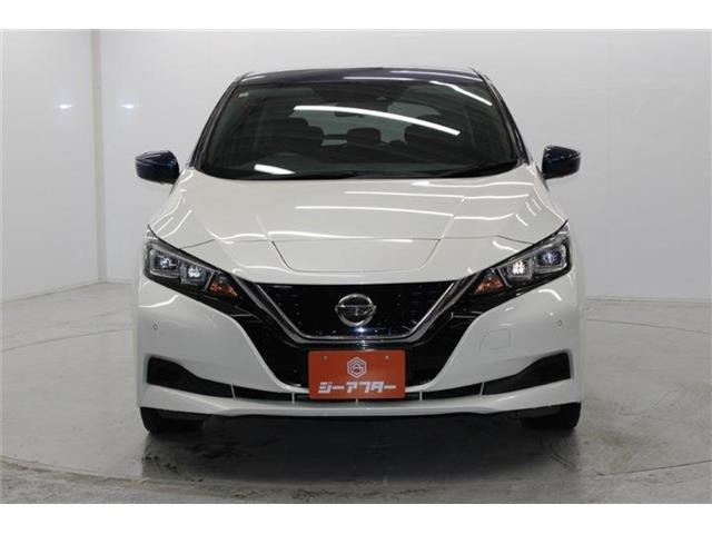 大好評のボディコーティング「ハイモースコート」もご納車までに施工可能。雨染みや線傷など中古車だからと諦めていませんか?ピカピカの状態でお乗り出しいただけます。