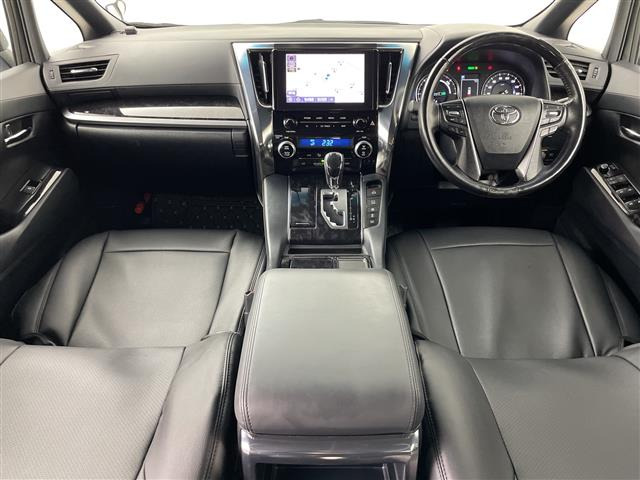 アルファードハイブリッド 2.5 S タイプゴールド E-Four 4WD