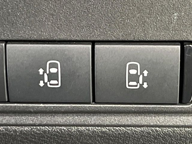 �y�����p���[�X���C�h�h�A�z�X�}�[�g�L�[��^�]�Ȃ̃X�C�b�`�Ō�ȗ����X���C�h�h�A�̊J���\���d��������͂����ăh�A���J����K�v�������A�����Ȃ��q�l�ł��ȒP�ɊJ���߂ł����K�ł���