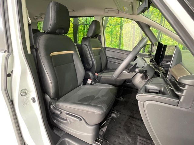 �y�n�[�t���U�[�V�[�g�z�������ƍ���S�n�𗼗������l�C�̃V�[�g���w�ʁE���ʂ̃t�@�u���b�N�f�ނ́A�ʋC���̗ǂ��⊊��ɂ����ɗD��Ă��܂��B�C���╞���ɍ��E���ꂸ���K�ɂ���肢�������܂��B