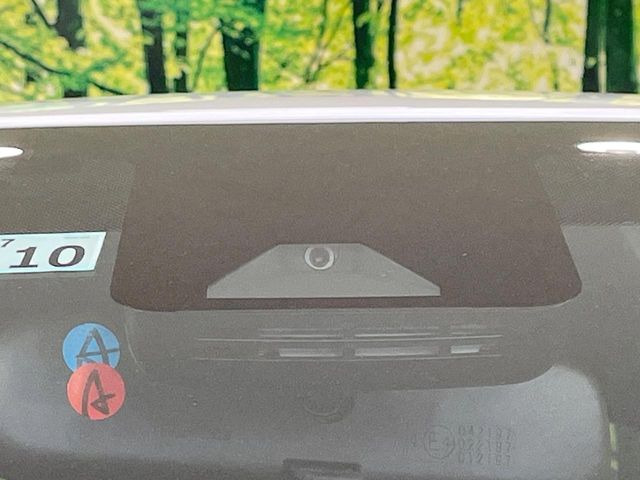 �y�g���^�Z�[�t�e�B�Z���X�z���s���ɑO���̎ԗ�����F�����A�Փ˂������Ȏ��͌x��ƃu���[�L�ŏՓˉ���Ɣ�Q�y�����A�V�X�g�B�����S�Ƀh���C�u�����y���݂��������܂��B