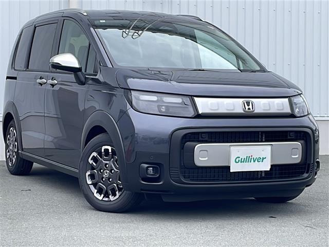 フリード1.5 e:HEV クロスター