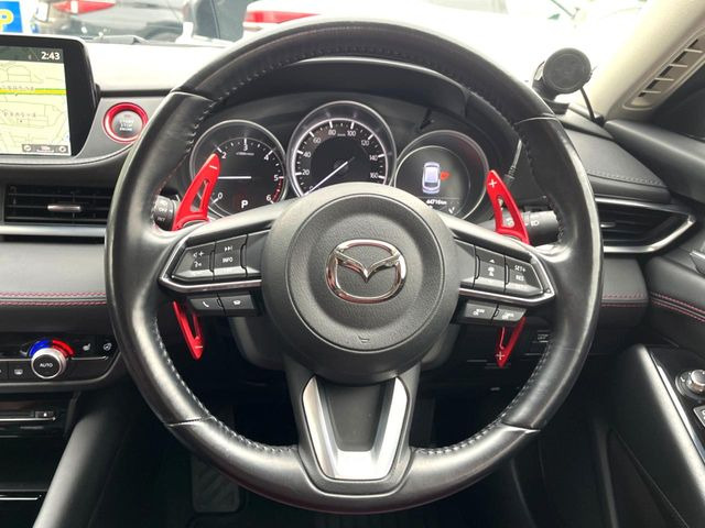 �y�����v�����X�e�A�����O�z�㎿�Ȋv���g�p���邱�ƂŁA��ɂ����������݂ƂĂ��^�]���₷���n���h���ł���