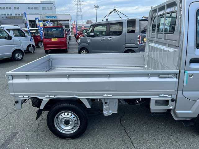 ☆カーナビ、アルミホイール、HIDライト等のカー用品も多数取り扱っています☆ご希望があればぜひご相談ください☆