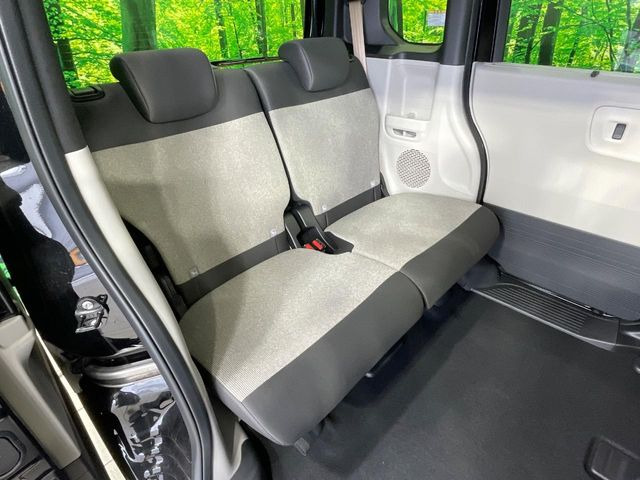 ���i���ȃI���W�i���t���A�}�b�g���I�v�V�����ɂĂ��p�ӂ��Ă���܂��B���D���ȃf�U�C����J���[�����Ԃɍ��킹�đI��ł����������Ƃ��ł��܂���