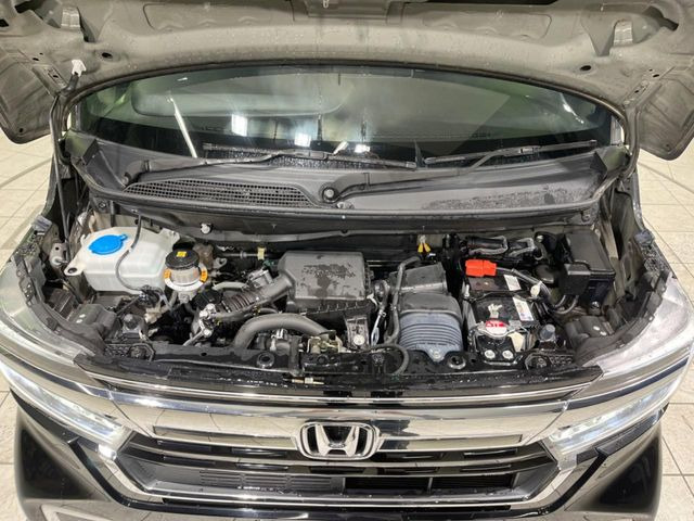 親切・丁寧な専門メカニックスタッフが応対!・車検・点検整備・事故等の修理などアフターサービスも安心。お車のカスタマイズもネクステージのサービススタッフまでご相談ください!