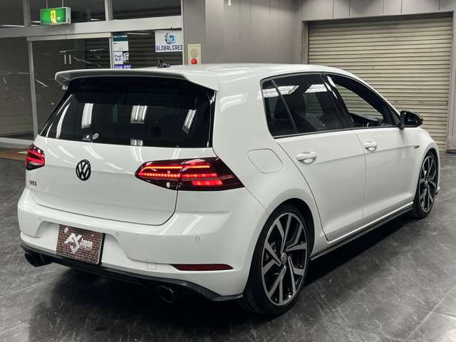 �y�A�N�Z�X�z����:������/���Β���IC����15���B