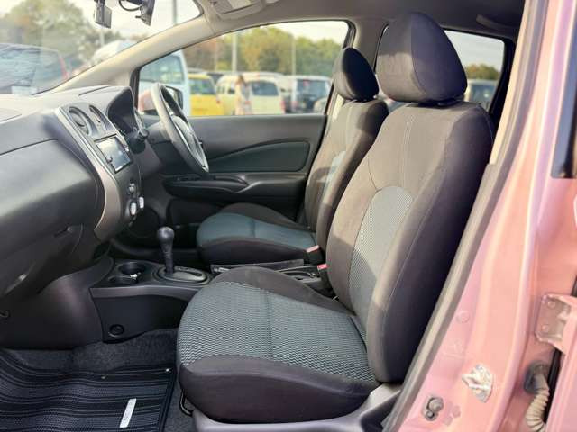 ���������ԑ����W�����ł�!���̋@��ɐ��񂲗��X������!