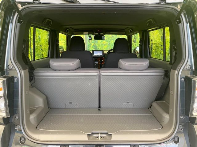 ���i�̂���������ʋ΁A���}���ɏ\���ȉ׎��X�y�[�X���m�ۂ��Ă���܂��B�Z�J���h�V�[�g��|���ƁA�傫�ȉו��̐ύڂ��\�ł���