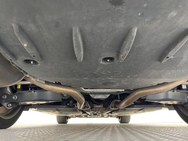 下回りがきれいなうちに、防錆加工の施工がオススメ。降雪地域はもちろん、沿岸部にお住いの方や、趣味でマリン・ウィンタースポーツをされる方にご好評いただいております。