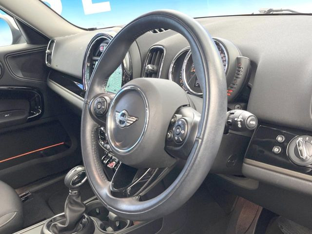 ●ハンドル部のスレも少なく、きれいな状態を維持しております。各スイッチ部の動作も確認済みです。