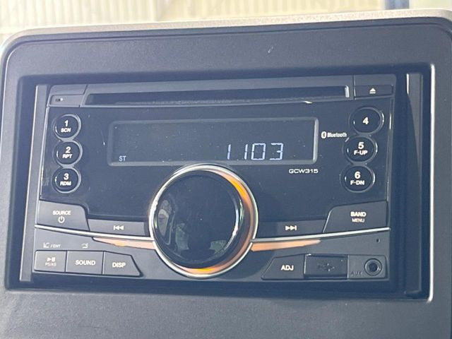 お好きな音楽を車内でお楽しみいただけます♪スピーカー交換・ウーハー追加などの音質向上や、最新ナビ・後席モニター等の取り付けも是非ご相談ください!