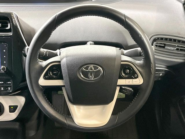 �y�����v�����X�e�A�����O�z�㎿�Ȋv���g�p���邱�ƂŁA��ɂ����������݂ƂĂ��^�]���₷���n���h���ł���