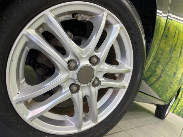 �y14�C���`�A���~�z�C�[���z�O�ςɃ}�b�`�����A���~�z�C�[���𑕒����Ă���܂��B�e��A���~�z�C�[����A�X�^�b�h���X�^�C�����戵�����Ă���܂��B���񂲑��k����������