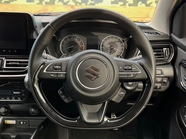 �y�����v�����X�e�A�����O�z�㎿�Ȋv���g�p���邱�ƂŁA��ɂ����������݂ƂĂ��^�]���₷���n���h���ł���