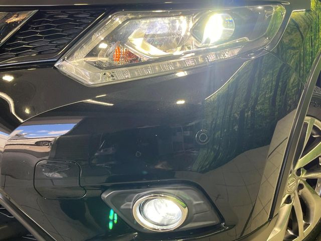 �yLED�w�b�h���C�g�z���V����ԑ��s�����ǍD�Ȏ��E���m�ۂ����S���ĉ^�]�ł��鍂�P�xLED�w�b�h���C�g�𑕔�!�_�����x�������A����d�͂��}�����Ă��܂��B