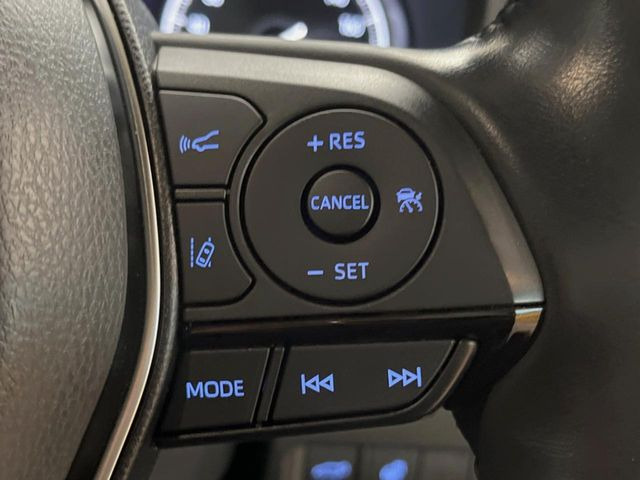 【トヨタセーフティセンス】走行中に前方の車両等を認識し、衝突しそうな時は警報とブレーキで衝突回避と被害軽減をアシスト。より安全にドライブをお楽しみいただけます。