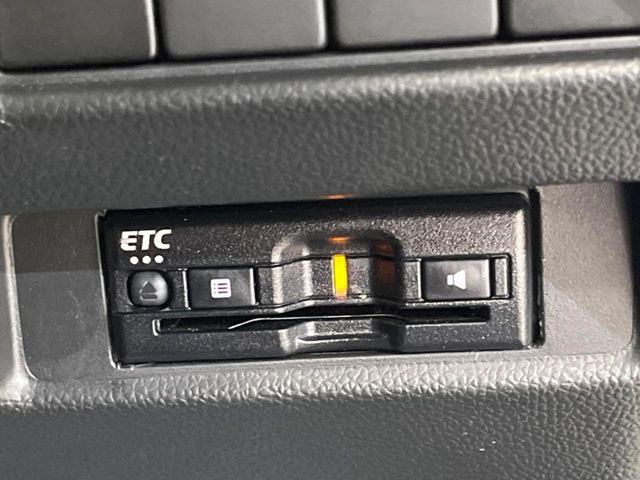 【ETC】高速道路の料金所をストレスなく通過!話題のスポットやサービスエリアに多い「スマートIC」利用時は必須のアイテムです。当店でセットアップを実施、ご納車当日からすぐにご利用いただけます!