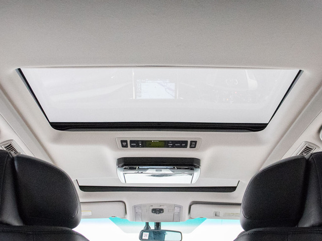 ★サンルーフ★‌人気装備のサンルーフ装着!開放的な空間をお楽しみいただけます!