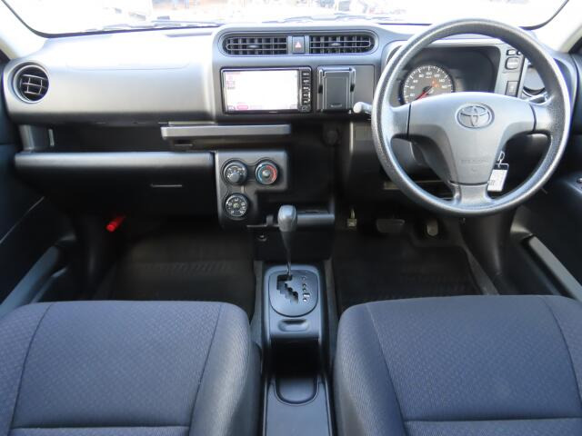 ���O���̐��|�E�K���X�n�{�f�B�R�[�e�B���O��CAR�N���[�j���O���Ǝ҂��{�H�������܂��̂ő�ϐ����B�I���b�N�X�����Ԃł݂͂Ȃ��܂ɉ��K�ȃh���C�u�����񑩁B