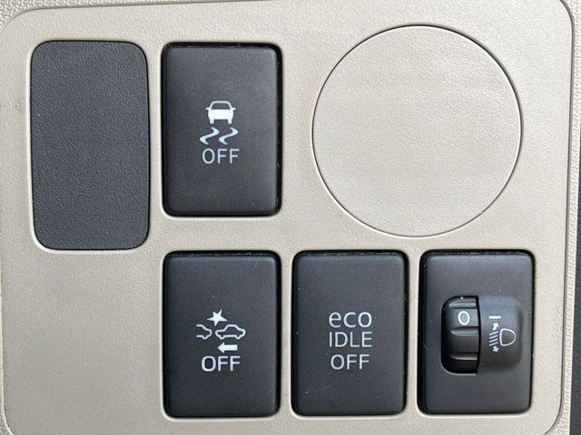 �y�X�}�[�g�A�V�X�g�z���s���ɑO���̎ԗ�����F�����A�Փ˂������Ȏ��͌x��ƃu���[�L�ŏՓˉ���Ɣ�Q�y�����A�V�X�g�B�����S�Ƀh���C�u�����y���݂��������܂��B