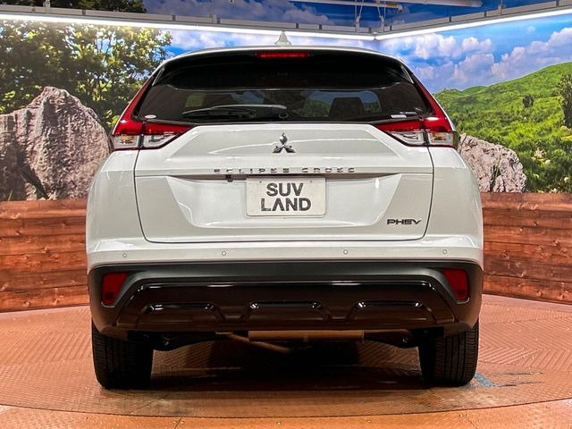 安心の最長10年・走行無制限保証(有償)をご用意。保証内容も充実はもちろん、無料点検&オイル交換や、年中無休の全国・24時間ロードサービスも付帯されておりますのでご安心下さい。