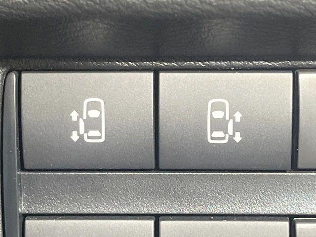 �y�����p���[�X���C�h�h�A�z�X�}�[�g�L�[��^�]�Ȃ̃X�C�b�`�Ō�ȗ����X���C�h�h�A�̊J���\���d��������͂����ăh�A���J����K�v�������A�����Ȃ��q�l�ł��ȒP�ɊJ���߂ł����K�ł���