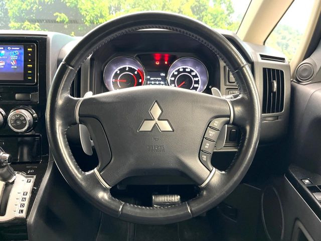 �y�����v�����X�e�A�����O�z�㎿�Ȋv���g�p���邱�ƂŁA��ɂ����������݂ƂĂ��^�]���₷���n���h���ł���