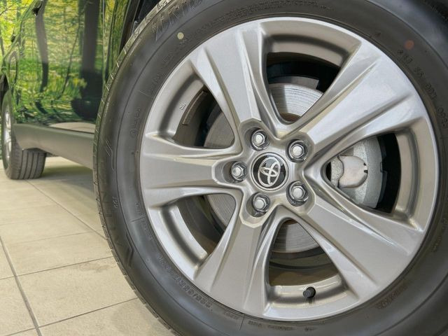 �y����17�C���`�A���~�z�C�[���z�O�ςɃ}�b�`���������A���~�z�C�[���𑕒����Ă���܂��B�e��ЊO�A���~�z�C�[����A�X�^�b�h���X�^�C�����戵�����Ă���܂��B���񂲑��k����������