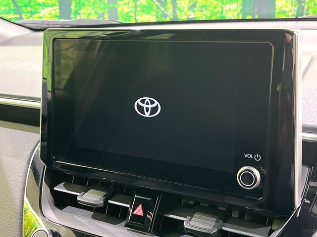 �y8�C���` �f�B�X�v���C�I�[�f�B�I�z���ʂ̃f�B�X�v���C��AppleCarPlay��AndroidAuto�����p�\�B�傫�ȉ�ʂŃX�}�z�i�r�A�v���������p���������܂���