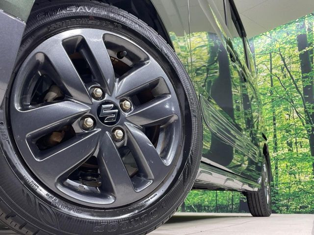 �y����14�C���`�A���~�z�C�[���z�O�ςɃ}�b�`���������A���~�z�C�[���𑕒����Ă���܂��B�e��ЊO�A���~�z�C�[����A�X�^�b�h���X�^�C�����戵�����Ă���܂��B���񂲑��k����������