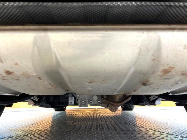 下回りがきれいなうちに、防錆加工の施工がオススメ。降雪地域はもちろん、沿岸部にお住いの方や、趣味でマリン・ウィンタースポーツをされる方にご好評いただいております。