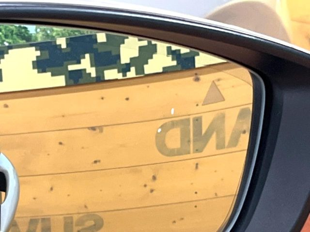 �y�u���C���h�X�|�b�g���j�^�����O�z���s���A�h�A�~���[�̎��p�ɂȂ�₷���ӏ��Ɍ㑱�Ԃ��ڋ߂���ƃT�C�h�~���[�t�߂Ɍx����\���A�h���C�o�[�ɒ��ӊ��N�����Ă���܂��B