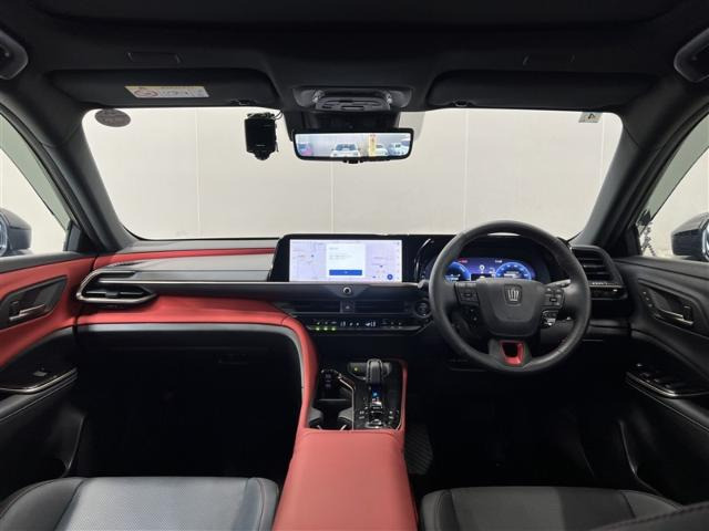 クラウンスポーツ2.5 RS E-Four 4WD