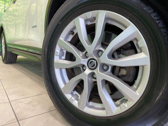 �y����17�C���`�A���~�z�C�[���z�O�ςɃ}�b�`���������A���~�z�C�[���𑕒����Ă���܂��B�e��ЊO�A���~�z�C�[����A�X�^�b�h���X�^�C�����戵�����Ă���܂��B���񂲑��k����������