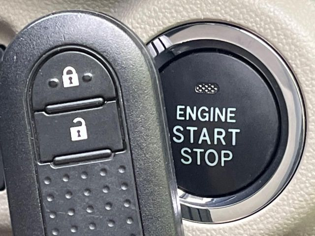 �y�L�[�t���[�V�X�e���z�J�o����|�P�b�g�ɓ��ꂽ�܂܂ł��h�A�̎{���E�������\�ȃX�}�[�g�L�[�𑕔��B�G���W���̃I���E�I�t�����J�M�����o���K�v����������Ƃ��Ă��֗��ł���