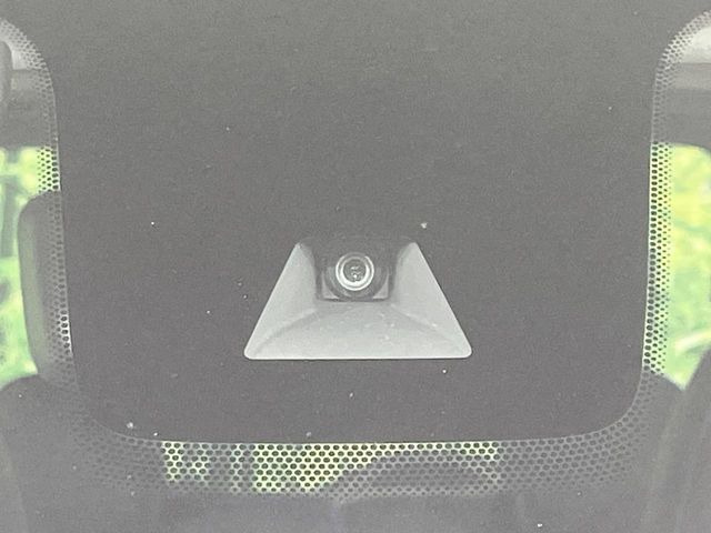 �y�O�He-Assist�z���s���ɑO���̎ԗ�����F�����A�Փ˂������Ȏ��͌x��ƃu���[�L�ŏՓˉ���Ɣ�Q�y�����A�V�X�g�B�����S�Ƀh���C�u�����y���݂��������܂��B