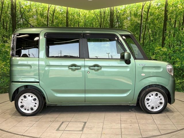 ☆全国のネクステージからお取り寄せが可能※!遠方の店舗に展示してあるクルマが気になる場合も、最寄りの店舗でご覧いただくことが可能です!是非私たちに要望をお聞かせください!※別途費用