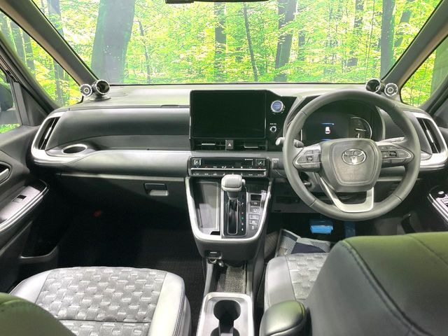 ヴォクシー1.8 ハイブリッド S-Z