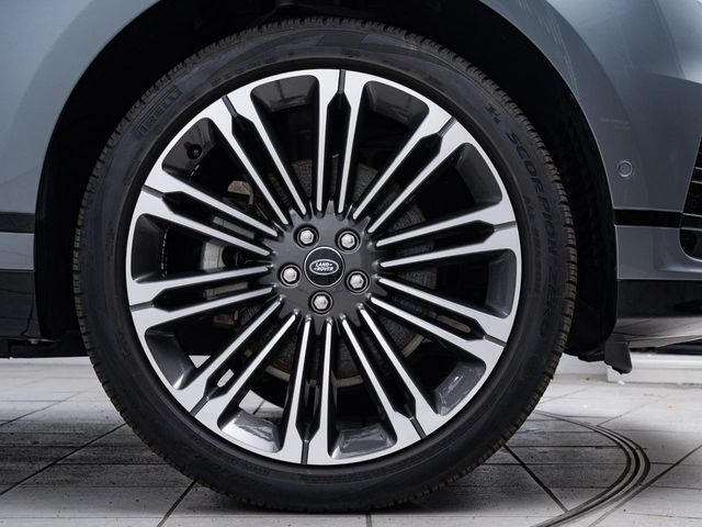 レンジローバーヴェラールダイナミック HSE 2.0L D200 ディーゼル 4WD