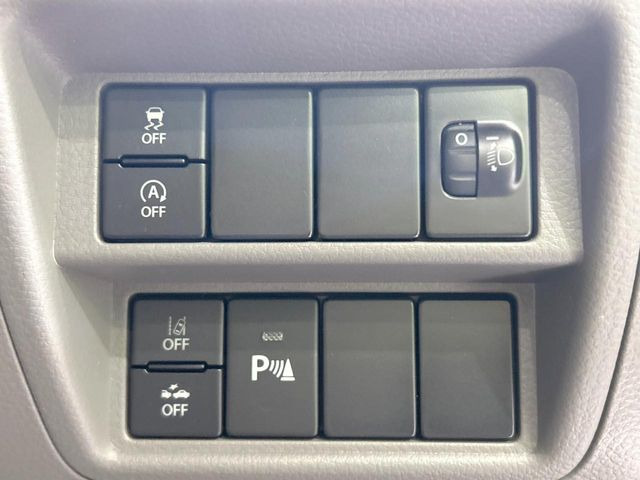 �y�C���e���W�F���g�G�}�[�W�F���V�[�u���[�L�z�t�����g�J�����őO���̎ԗ�����s�҂����m�B�Փ˂������Ȏ��͏Փ˔�Q�y���u���[�L���쓮�A�Փˉ�����T�|�[�g�B�����S�Ƀh���C�u�����y���݂��������܂��B