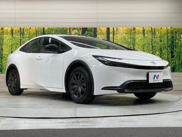 高透明度のガラス皮膜で撥水はもちろん、上質なツヤ・光沢を実現。紫外線や酸性雨から大切な愛車を保護し、色あせ・劣化を防止。「弾スプラッシュコート」、「弾プリミッサコート」からお選びいただけます。