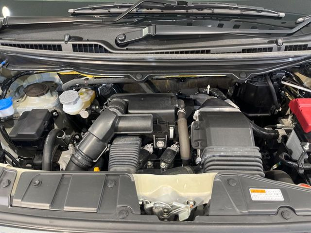 親切・丁寧な専門メカニックスタッフが応対!・車検・点検整備・事故等の修理などアフターサービスも安心。お車のカスタマイズもネクステージのサービススタッフまでご相談ください!