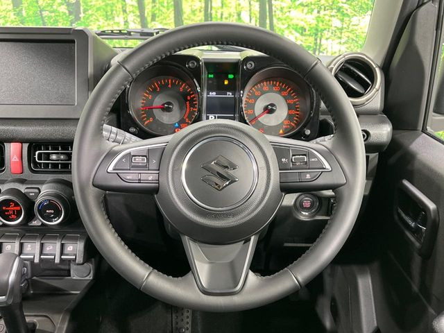 �y�����v�����X�e�A�����O�z�㎿�Ȋv���g�p���邱�ƂŁA��ɂ����������݂ƂĂ��^�]���₷���n���h���ł���