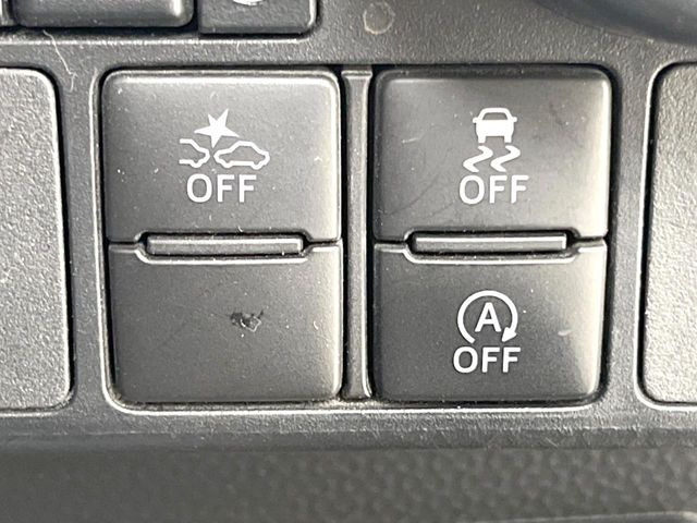 �y�X�}�[�g�A�V�X�g�z���s���ɑO���̎ԗ�����F�����A�Փ˂������Ȏ��͌x��ƃu���[�L�ŏՓˉ���Ɣ�Q�y�����A�V�X�g�B�����S�Ƀh���C�u�����y���݂��������܂��B