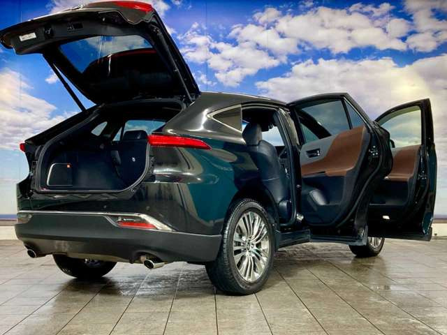 【ウィルス対策】当店のお車は全車に車内消臭・抗菌コーティングを行っております!プロのスタッフが1台1台丁寧すみずみまで綺麗にしてお客様のお手元にお渡しいたします。