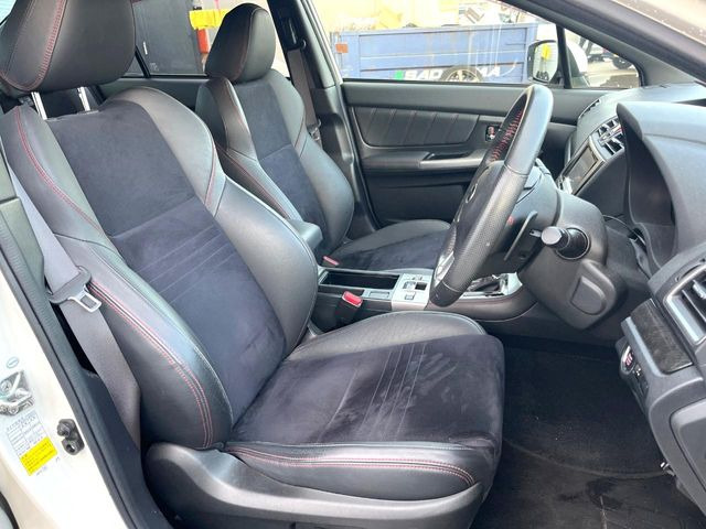 �y�n�[�t���U�[�V�[�g�z�������ƍ���S�n�𗼗������l�C�̃V�[�g���w�ʁE���ʂ̃t�@�u���b�N�f�ނ́A�ʋC���̗ǂ��⊊��ɂ����ɗD��Ă��܂��B�C���╞���ɍ��E���ꂸ���K�ɂ���肢�������܂��B