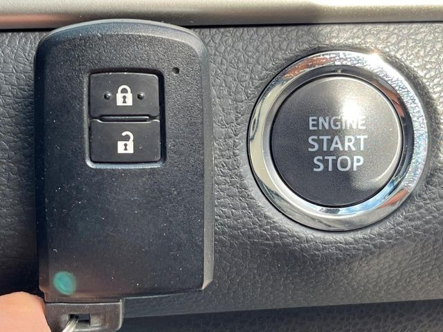 �y�X�}�[�g�L�[�z�J�o����|�P�b�g�ɓ��ꂽ�܂܂ł��h�A�̎{���E�������\�ȃX�}�[�g�L�[�𑕔��B�G���W���̃I���E�I�t�����J�M�����o���K�v����������Ƃ��Ă��֗��ł���