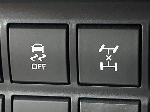 【デフロック】悪路や雪道などで車がスタックした場合でも、タイヤの空転を抑制し脱出しやすくするデフロックを装備。積雪地やオフロードでの使用が多い方におススメの一台です♪