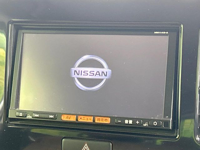 �y�����i�r�z�l�C�̏����i�r�𑕔����Ă���܂��B�i�r�̎g���₷���͂������A�I�[�f�B�I�@�\���[��!�L�����v�◷�s�͂������A�ʋ΂┃�����ȂǕ��i�̃h���C�u���y�����Ȃ�͂���